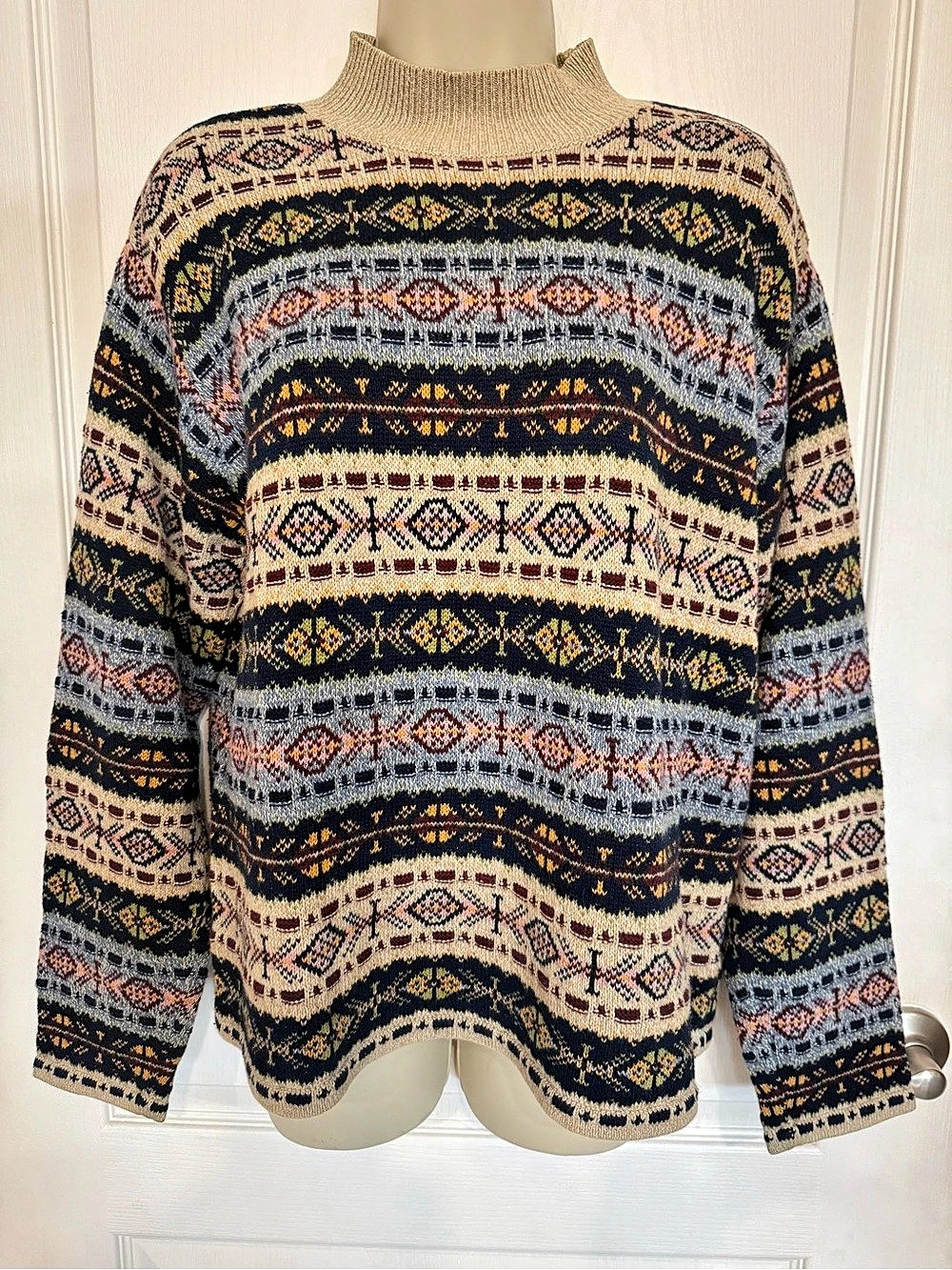 Liz Claiborne Geometric Knit Sweater Blue & Cream Medium Vintage